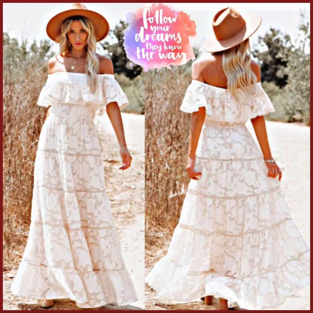 NWT WHITE OFF-THE-SHOULDER RUFFLED LACE MAXI DRESS Medium - Picture 3 of 17